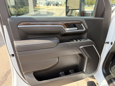 Used 2025 GMC SIERRA HD 2500 Pickup Trucks Michigan US | Miedema Asset Management Group #1410933