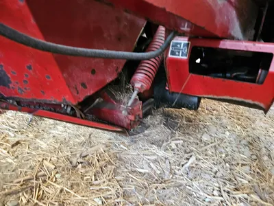 NEW HOLLAND 1465 Harvesting Equipment | Iron Listing (26)