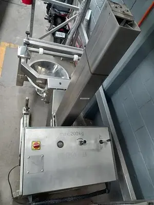Bohle model PTH300 Mobile Bin Lifter