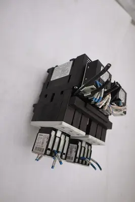 LOT OF 2 Siemens 3RH1921-1HA22-3AA1 Auxillary Contact Block STOCK H1850