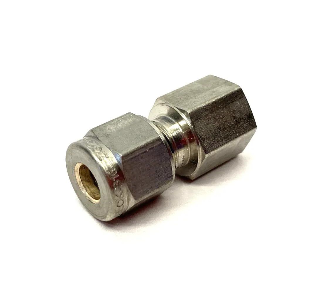 SS-6M0-7-2 | Swagelok  Stainless Steel Tube Fitting 6 mm Tube OD x 1/8" Female NPT - New – Open box