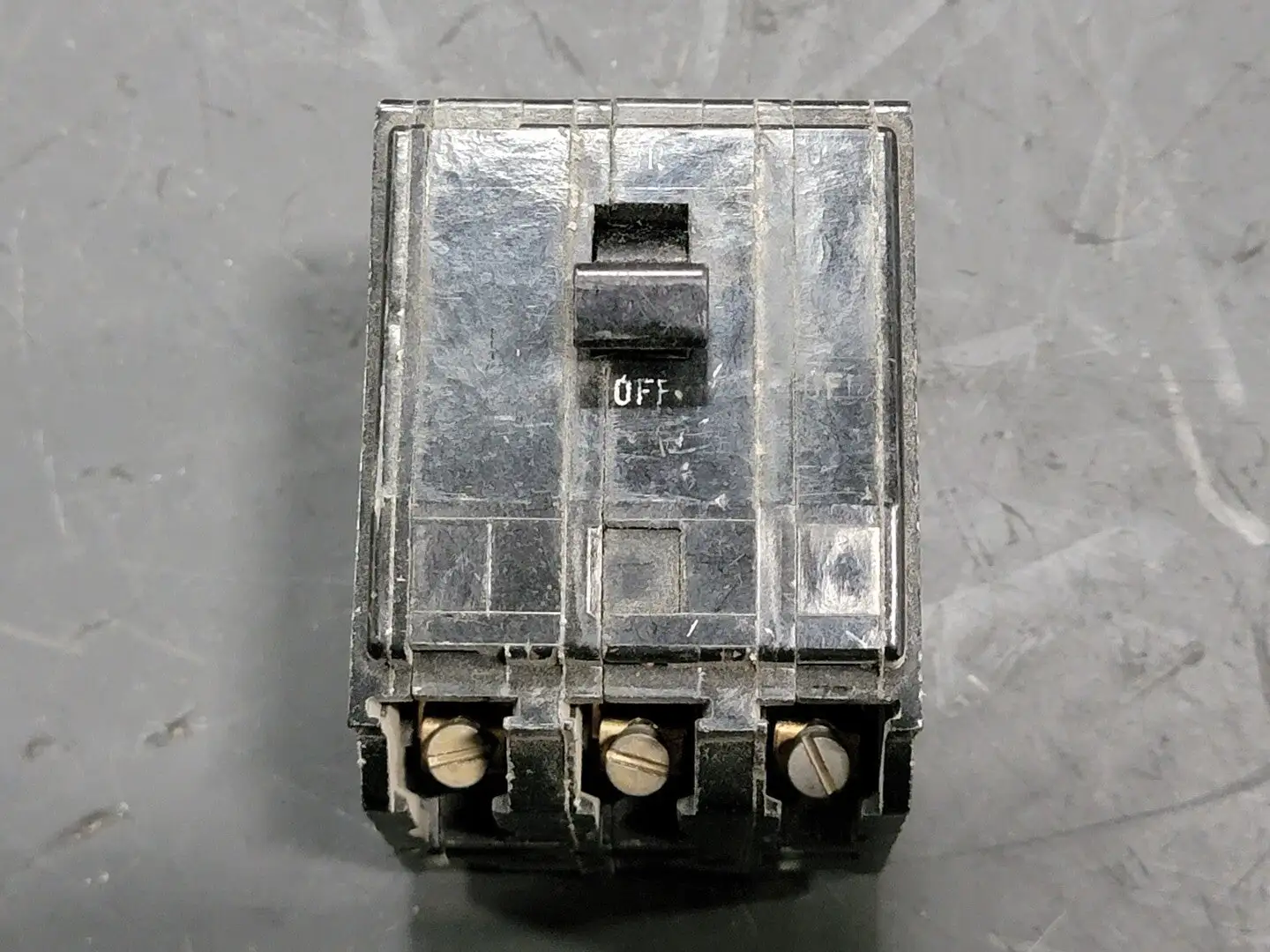 15 Amp, 3 Pole, Circuit Breaker