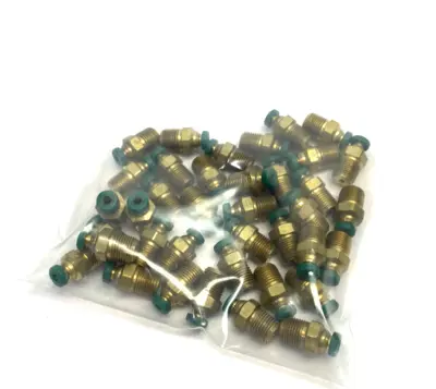 USED PARKER PRESTOLOK STRAIGHT FITTING 1/8" TO 1/8" MALE THREAD