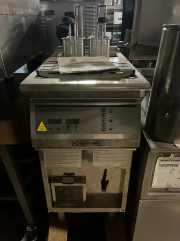 82-0205 Electrolux Electric Pasta Cooker
