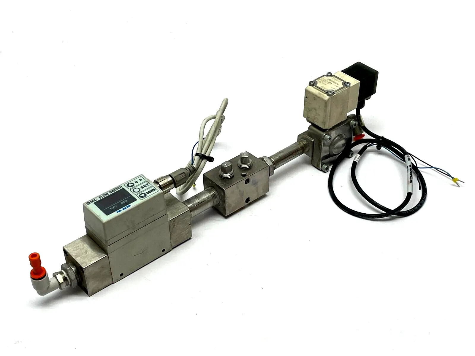 PF2W720-N03-67 | SMC  Digital Flow Switch w/ VXD235DZ2AE Pilot Valve - Used