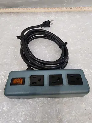 SL WABER MULTIPLE OUTLET STRIP UL605CB-6