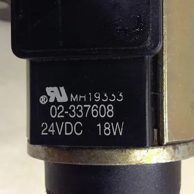 USED VICKERS CVCS25W13S210S32A10