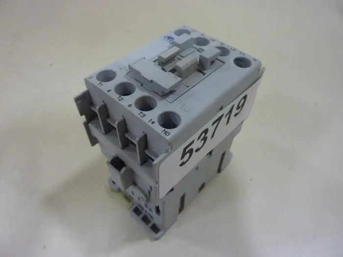 Used ALLEN BRADLEY 100-C12.10 SER A PLC Contactors Michigan US | Ideal Machinery #702543