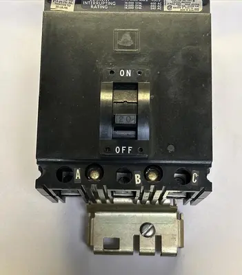 Used SQUARE D FA36020 Circuit Breakers | Surplus Asset Holdings #1189440