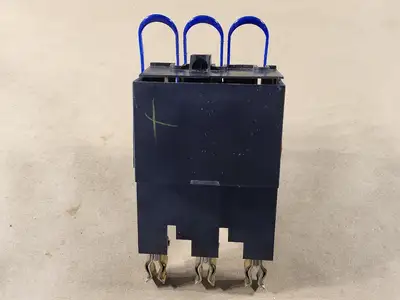 Disconnect Switch with 15 Amp Fuse LPJ-12SP
