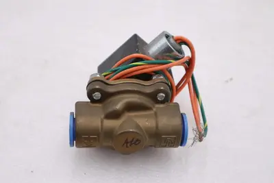 PARKER Brass 06F22C2140AAF4C05 Solenoid Valve  NEW OPEN BOX STK L85C