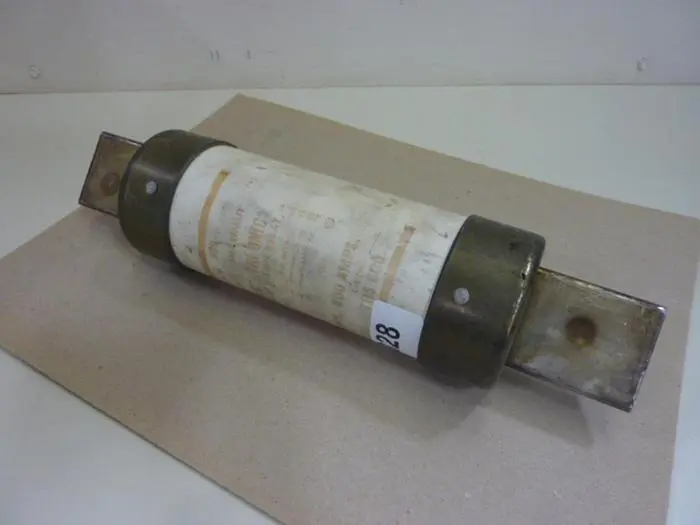 Used SHAWMUT TRS600 Fuses Michigan US | Ideal Machinery #582546