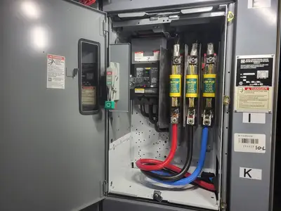MCC Unit 100/200 Amp Disconnect Switch