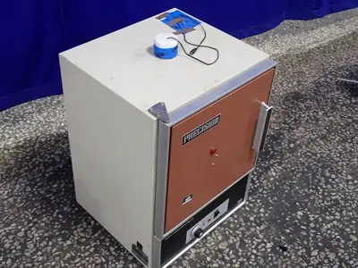 Precision  13x12x13 Gravity Commection Incubator