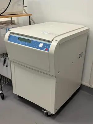 Used _UNKNOWN_ _UNKNOWN_ Centrifuge - Floor Rhode Island US | Federal Equipment Company #1347680