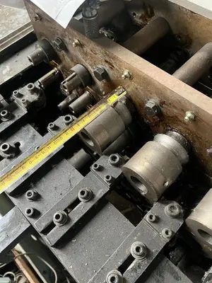 USED LOCKFORMER 9 STATIONS