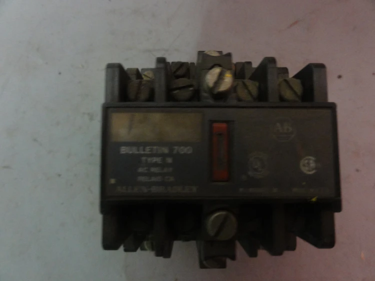 Used ALLEN BRADLEY 700-N800A1 Relays & Switches Connecticut US | BG Industrial Surplus #472276