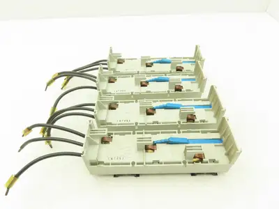 Siemens 8US1 261-6NA00 Buss Bar Adapter 600V No. 8 Wire Lot of 4