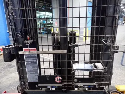 USED RAYMOND EZ R40TT