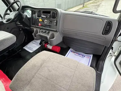 Used 2019 FREIGHTLINER M2 Carhaulers Florida US | Truck and Van Outlet #1509219