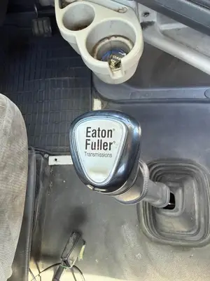 Used 2011 VOLVO VNL64T300 Conventional trucks California US | Ben Kaplan Equipment #1250886