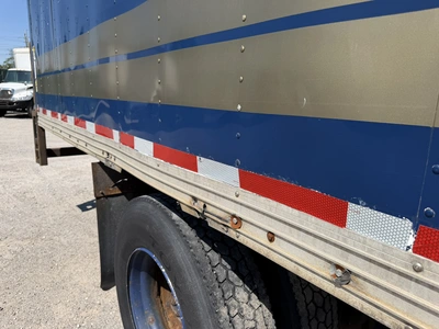 Used 2006 INTERNATIONAL 4300 SBA4X2 Box trucks Indiana US | Miedema Asset Management Group #1414591
