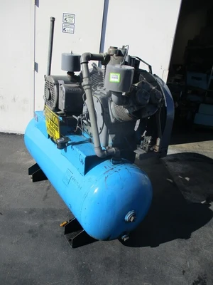 Dresser #880A, Reciprocating Air Compressor, 200 psi @ 650°F, 30 HP