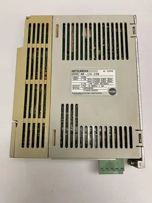 USED MITSUBISHI ELECTRIC MR-J2S-20B