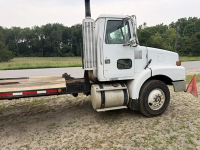 Used 1995 VOLVO _UNKNOWN_ Flatbed Trucks Michigan US | Miedema Asset Management Group #1372465