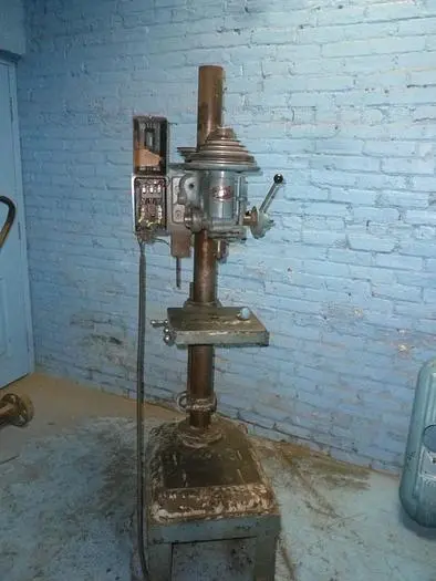 Used DELTA 17" DRILL PRESS Drilling & Tapping Machines | Pleasant Street Machinery #925986