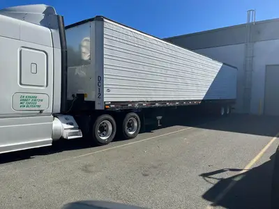 USED 2013 FREIGHTLINER CASCADIA 125