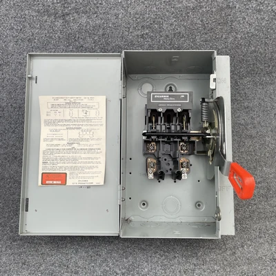 Used SYLVANIA HD221 Switchgears California US | Davliegogo LLC #1708117