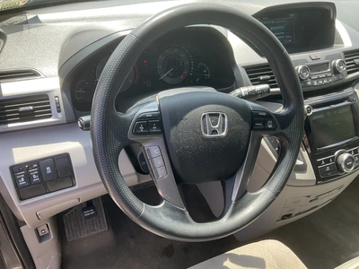 USED 2016 HONDA ODYSSEY