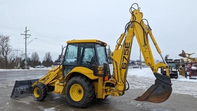 USED NEW HOLLAND 675E