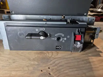 NEW SCHNEIDER ELECTRIC EVOLIS