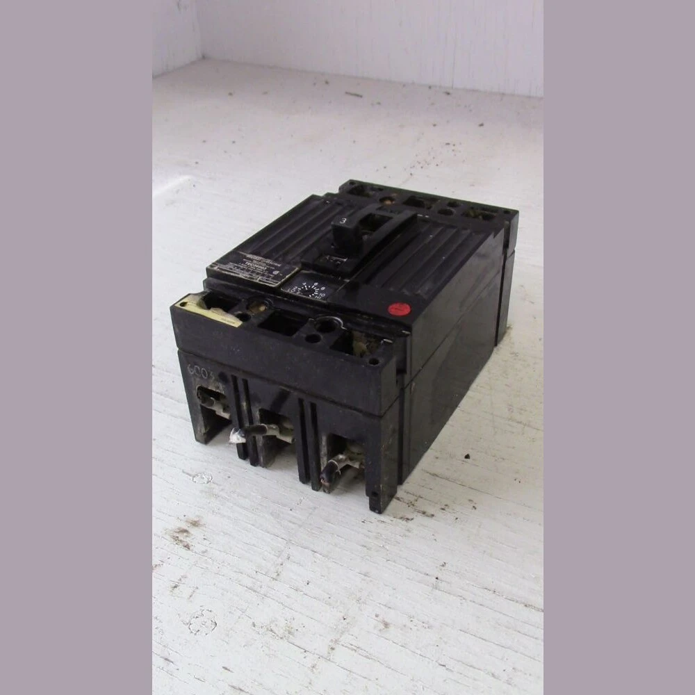 General Electric 3 Pole 3 Amp Breaker