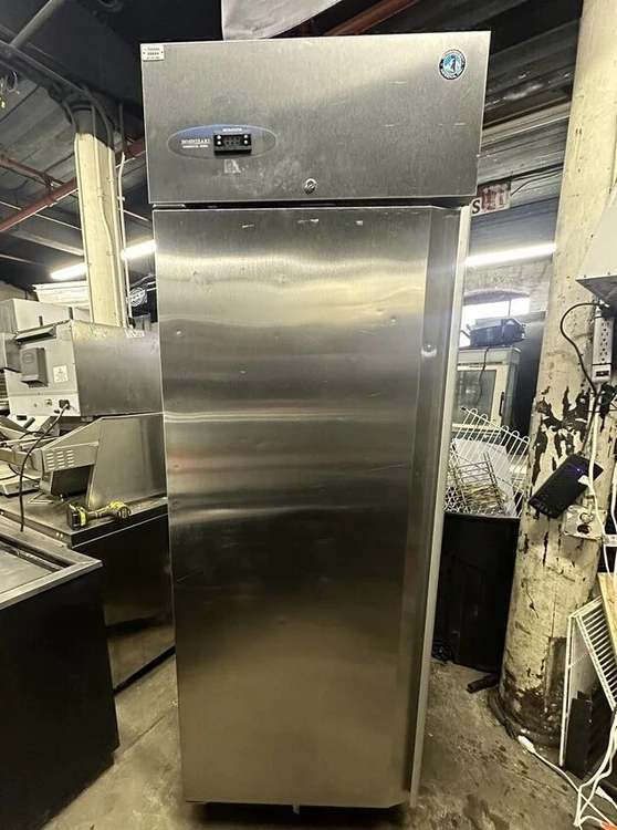Used Hoshizaki CR1S-FSL Refrigerators | Grocery Equipment Sales #1066254