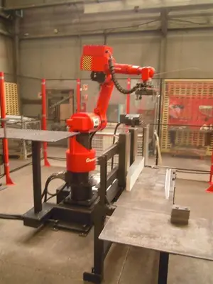 USED AMADA ASTRO 100T X 3220 CNC ROBOT BENDING CELL