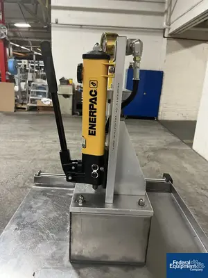 USED GlobePharma GlobePharma Tablet Press, Model MTCM-II