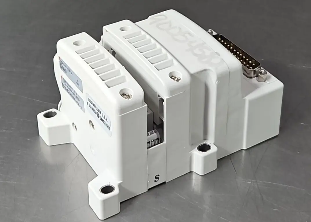SMC VV5QC11-01C6FD0 Port Solenoid Valve (BIN434)