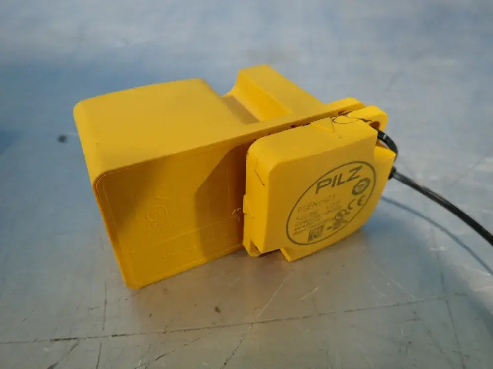 NEW PILZ PSEN CS2.1P 1 SWITCH