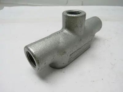 Crouse Hinds Co TB17 1/2" Outlet Body New Lot of 2
