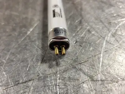 NEW PHILIPS F6T5/CW