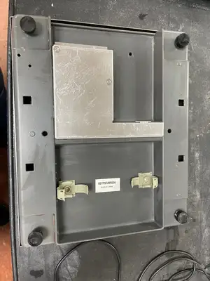 Used Toledo Used Mettler Toledo AM5010 30lb x 0.01lb POS Checkout Bench Scale Food Scales Illinois US | Falcon Restaurant Supply #1376442