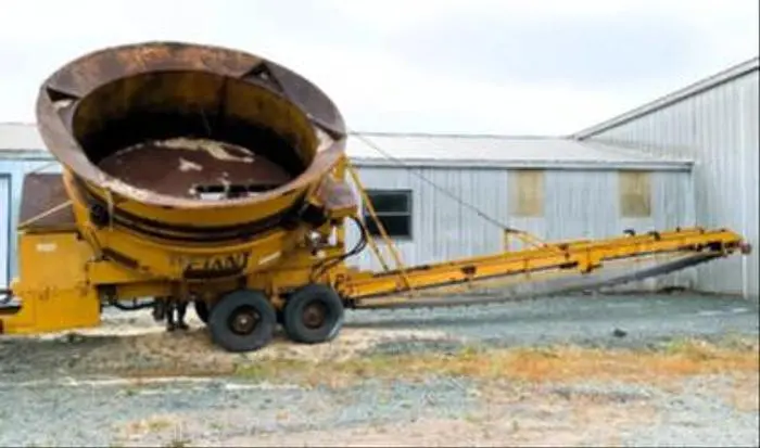 Used JONES MFG 1988 MIGHTY GIANT MODEL 2015 Mills / Grinders | MICHAM2813 INC #507550