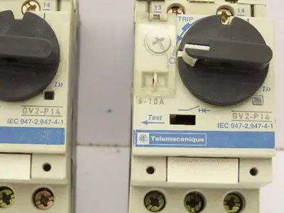 Telemecanique GV2-P14 Motor Starter Circuit Breaker 6-10A 3 Pole Lot of 2