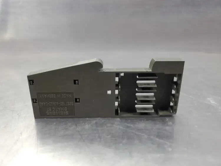 Used Siemens 6ES7193-4JA00-0AA0 SIMATIC S7 End Terminal Module PLC Chassis South Carolina US | Palmetto Automation #1160098