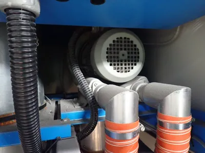 USED 2007 COMET HCD400