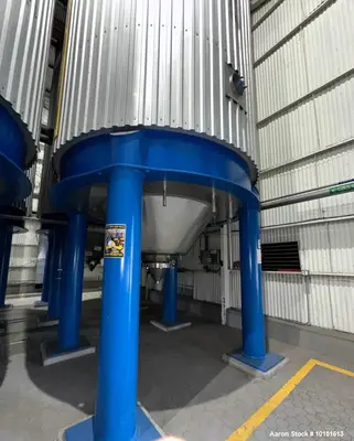 Industrial 9,300 Gallon Fermentation Vessel – Ziemann Bauer 300 BBL