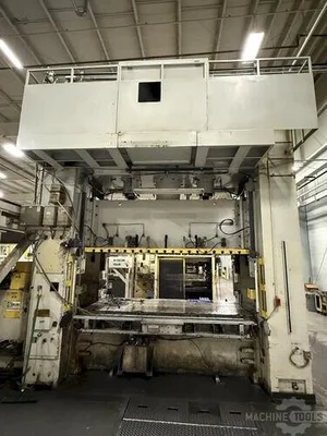 USED 1990 KOMATSU E2G400